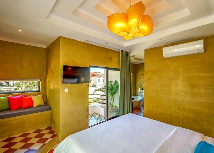 Hotel The Secret Corner Unique 4*